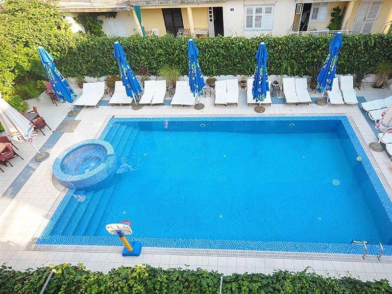 Hotel Aquamarin Budva Exterior photo